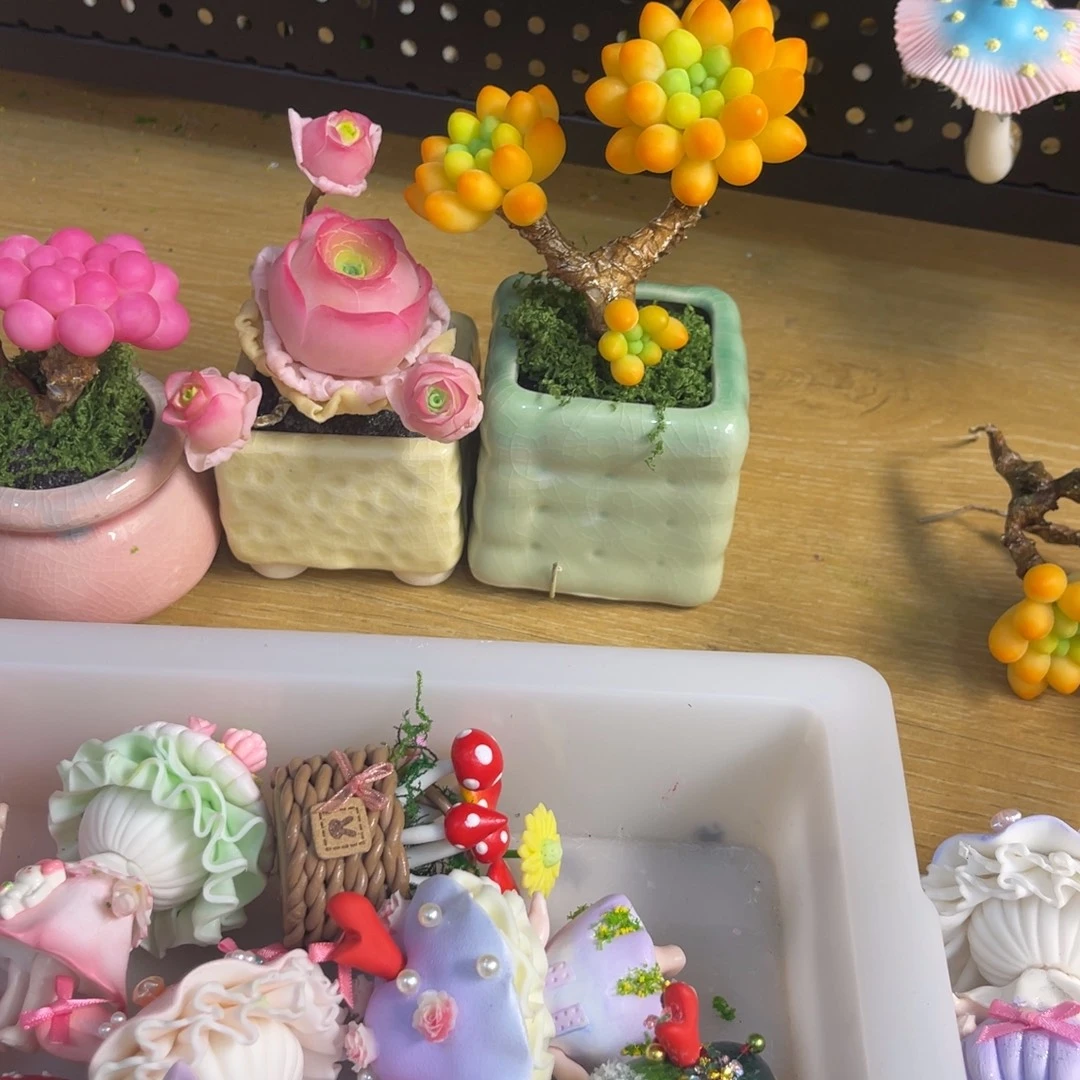 妮****双层款树脂粘土蘑菇冰箱贴