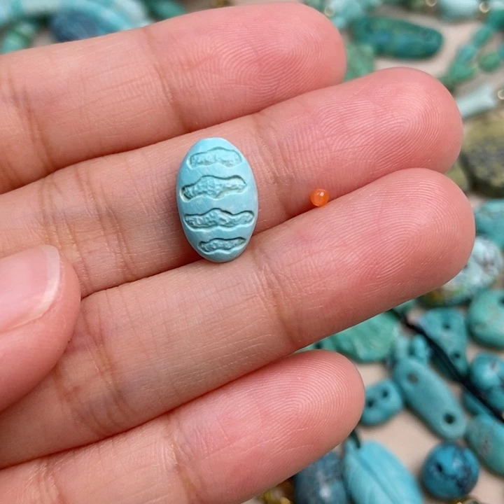 南红玛瑙未镶嵌珠宝奇石