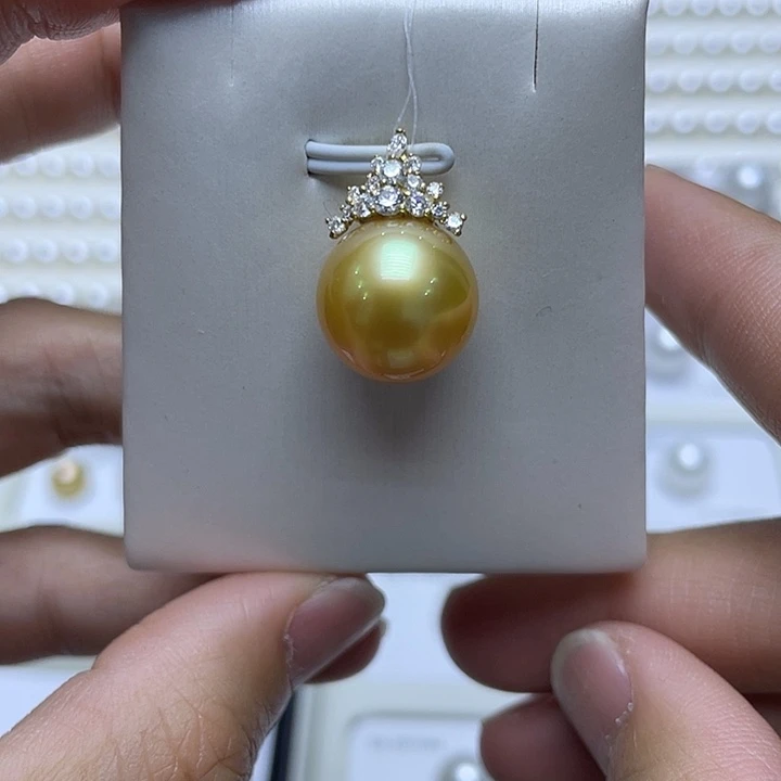 海水珍珠吊坠(不含链)18K金镶嵌
