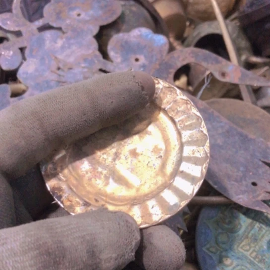 大***u闪电购铜摆件工艺品