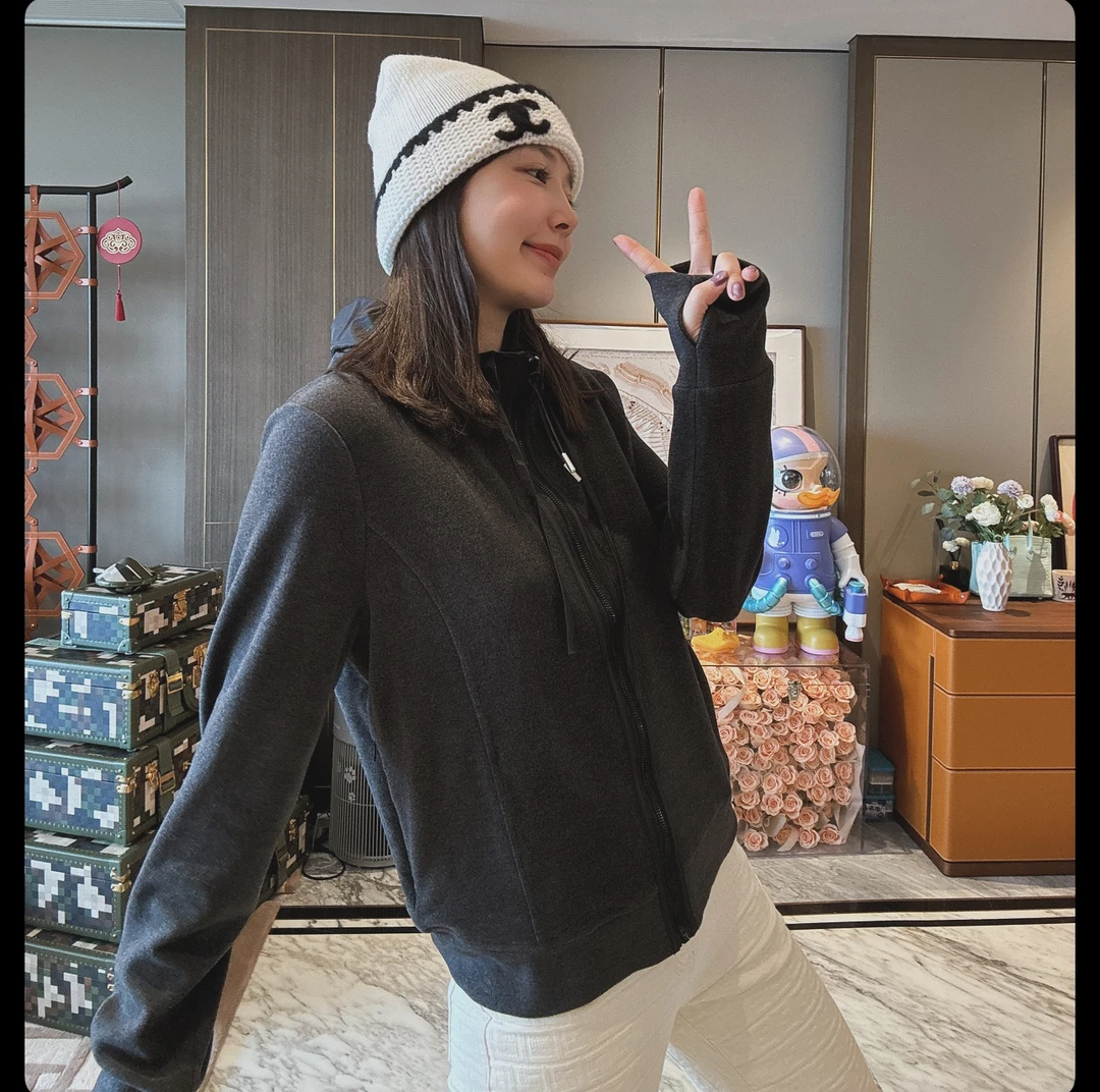 BETTER JOELAY -【幻影协奏】时尚百搭显瘦外套运功风休闲WL9718