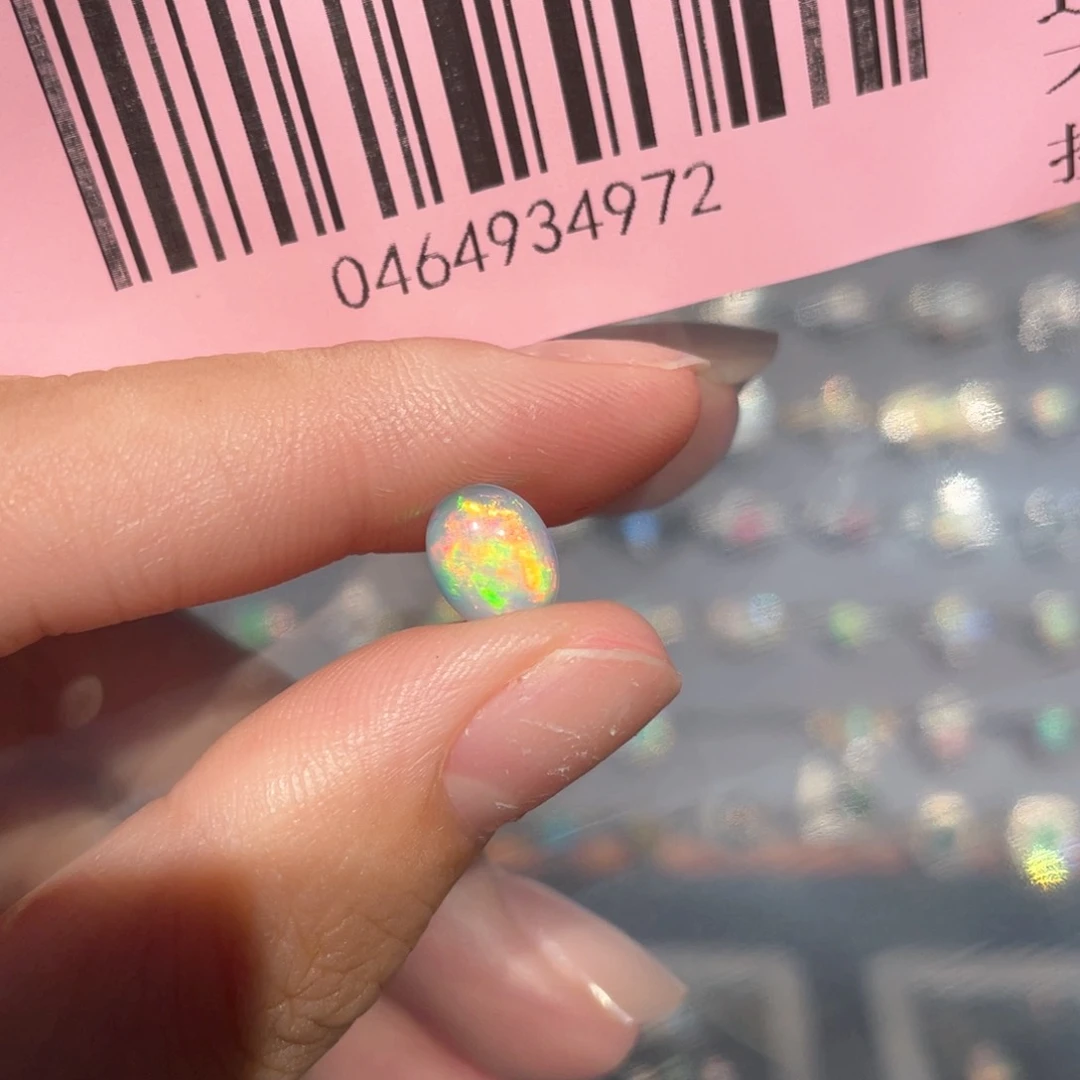 北***腿欧泊未镶嵌裸石定制