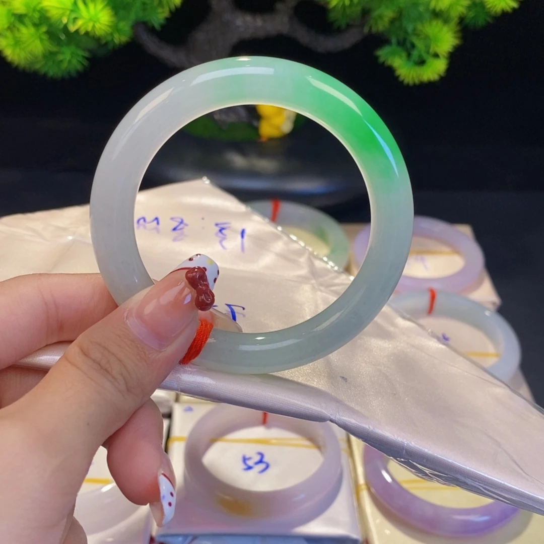 翡翠手镯未镶嵌9号