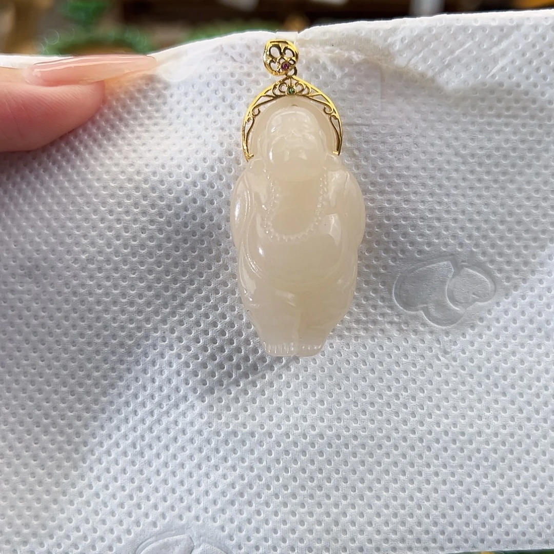 吊坠(不含链)18K金镶嵌和田玉藕粉逍遥佛39mm
