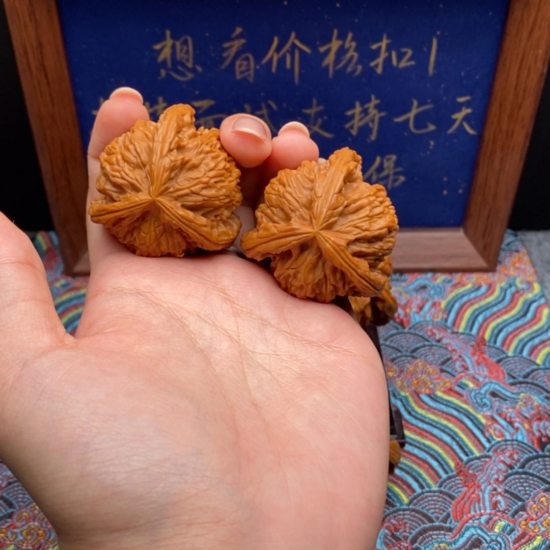 【闪购商品】?****?白狮