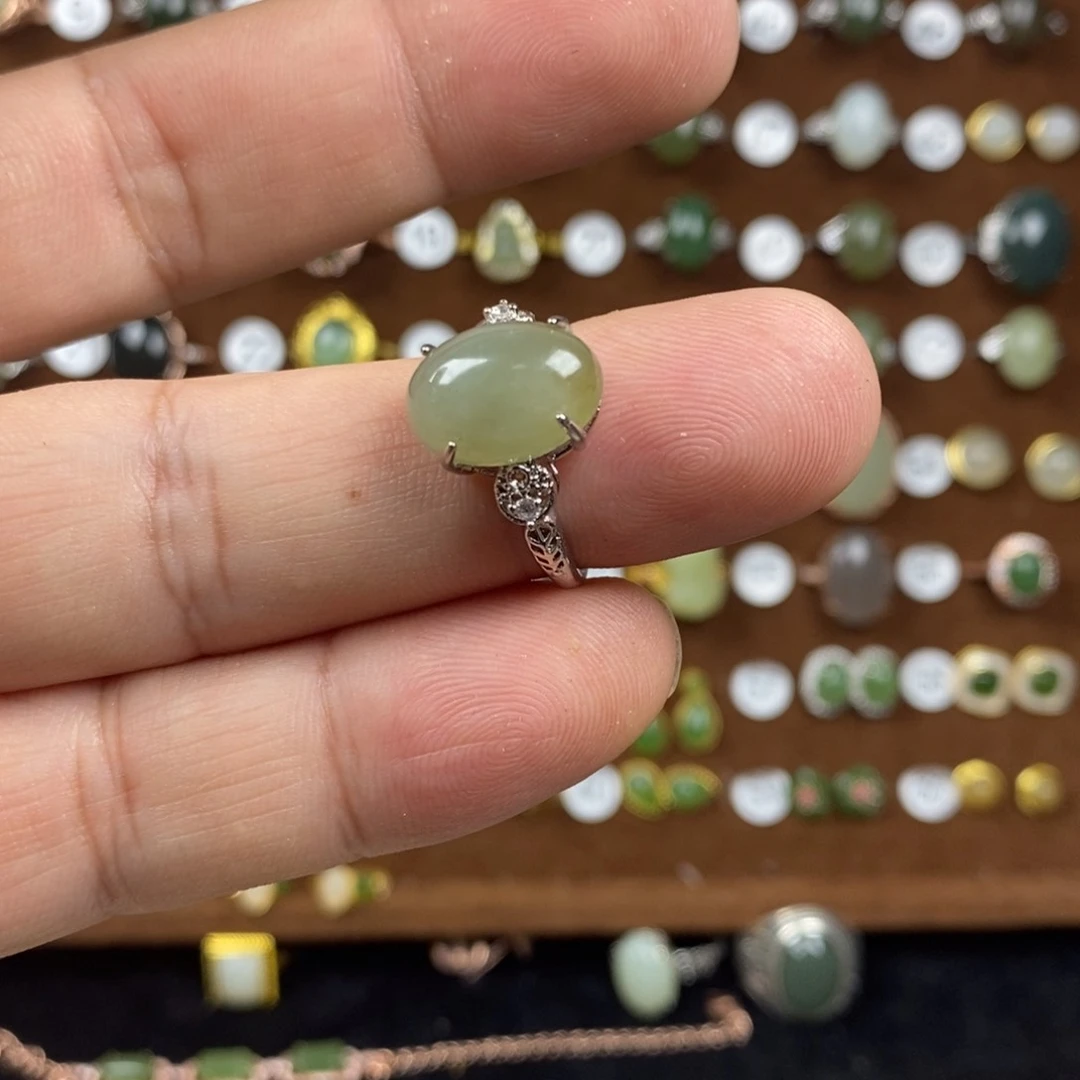 和田玉（青白玉）戒指合金