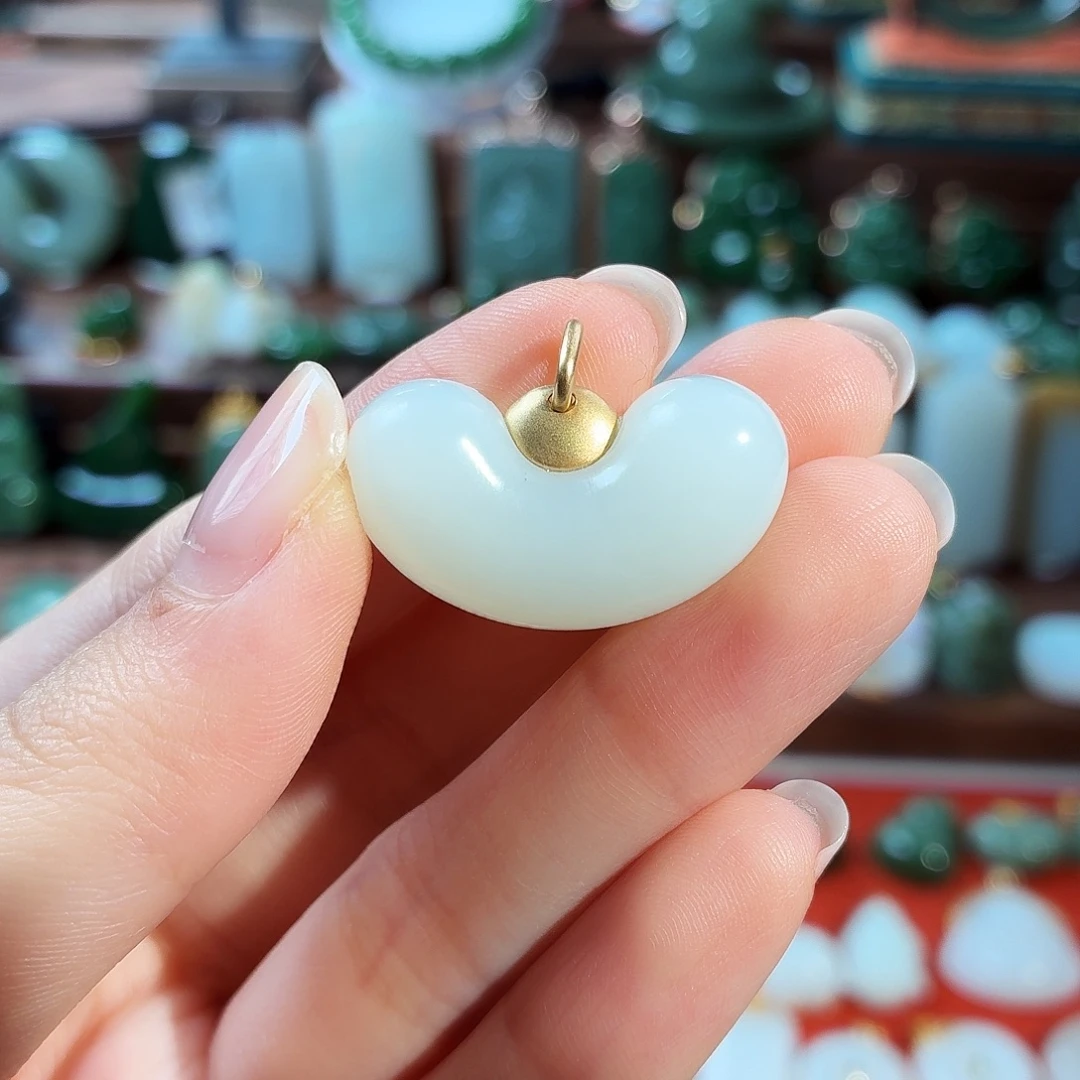 和田玉18K金镶嵌吊坠(不含链)T