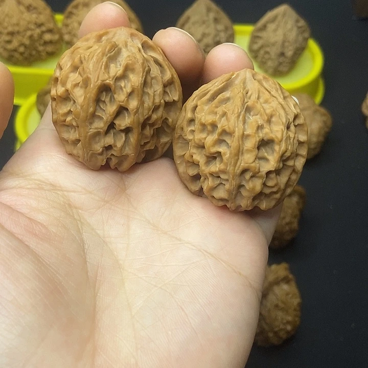 文玩核桃    苹果园