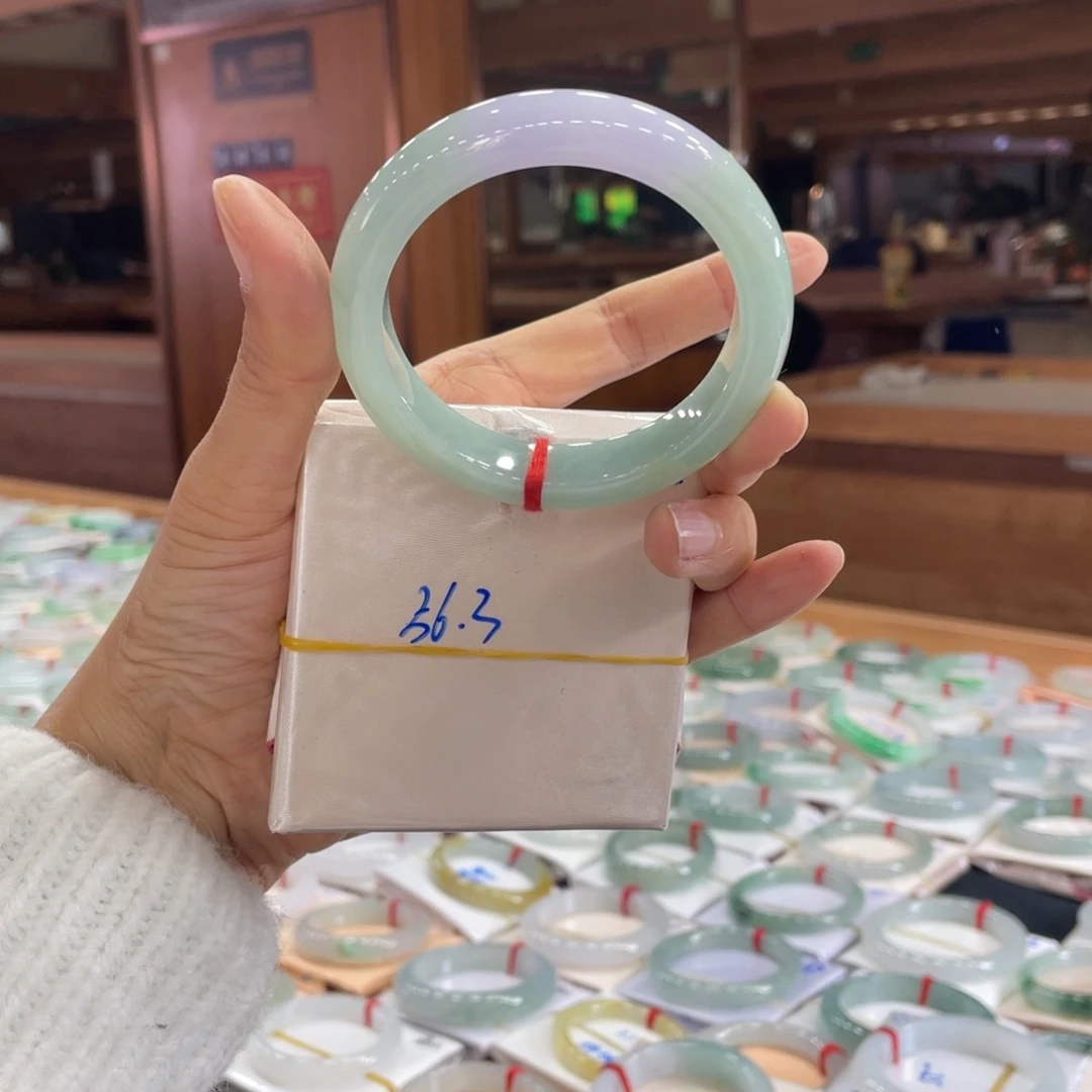 翡翠手镯未镶嵌56.3天然翡翠A货