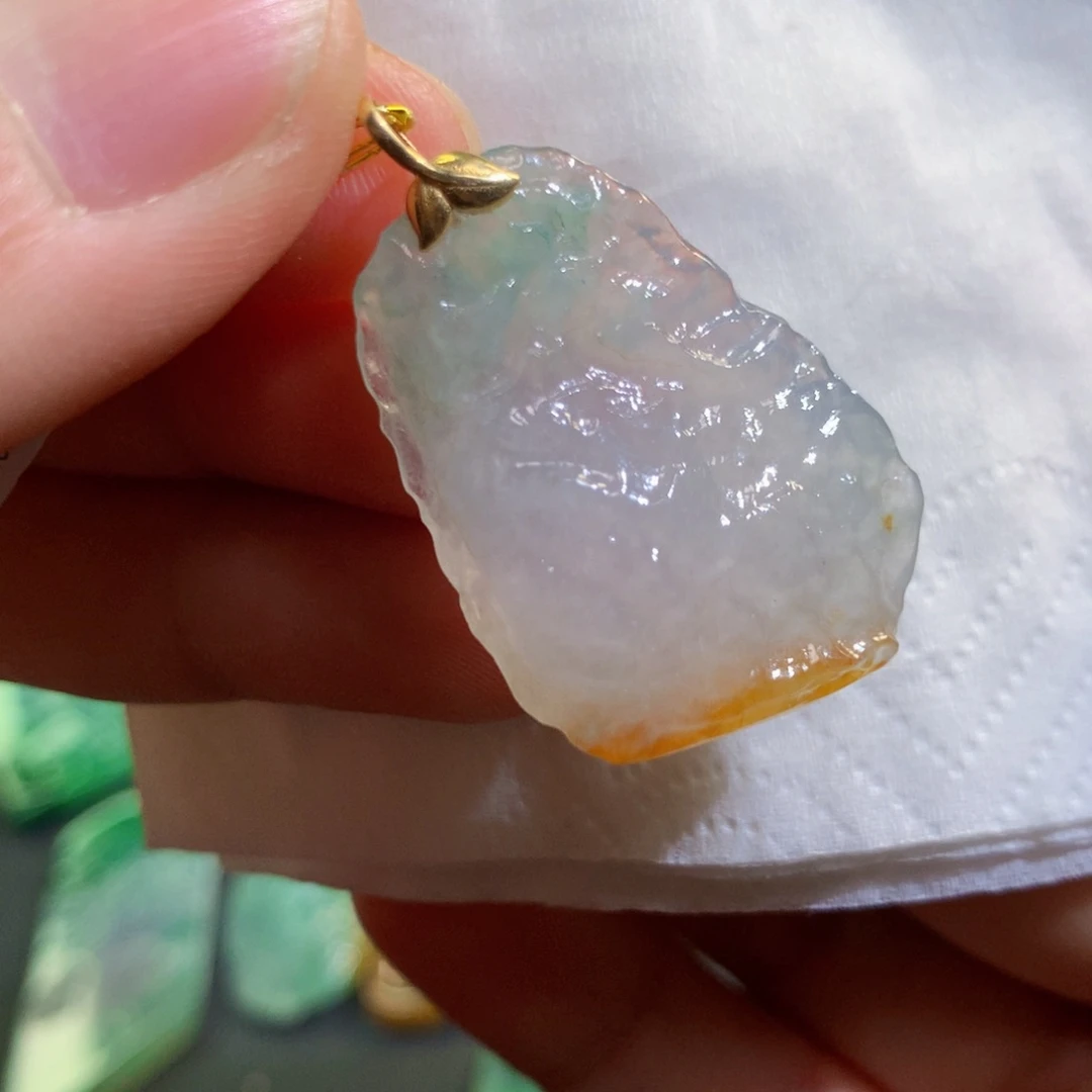 【闪购商品】翡翠吊坠(不含链)未镶嵌