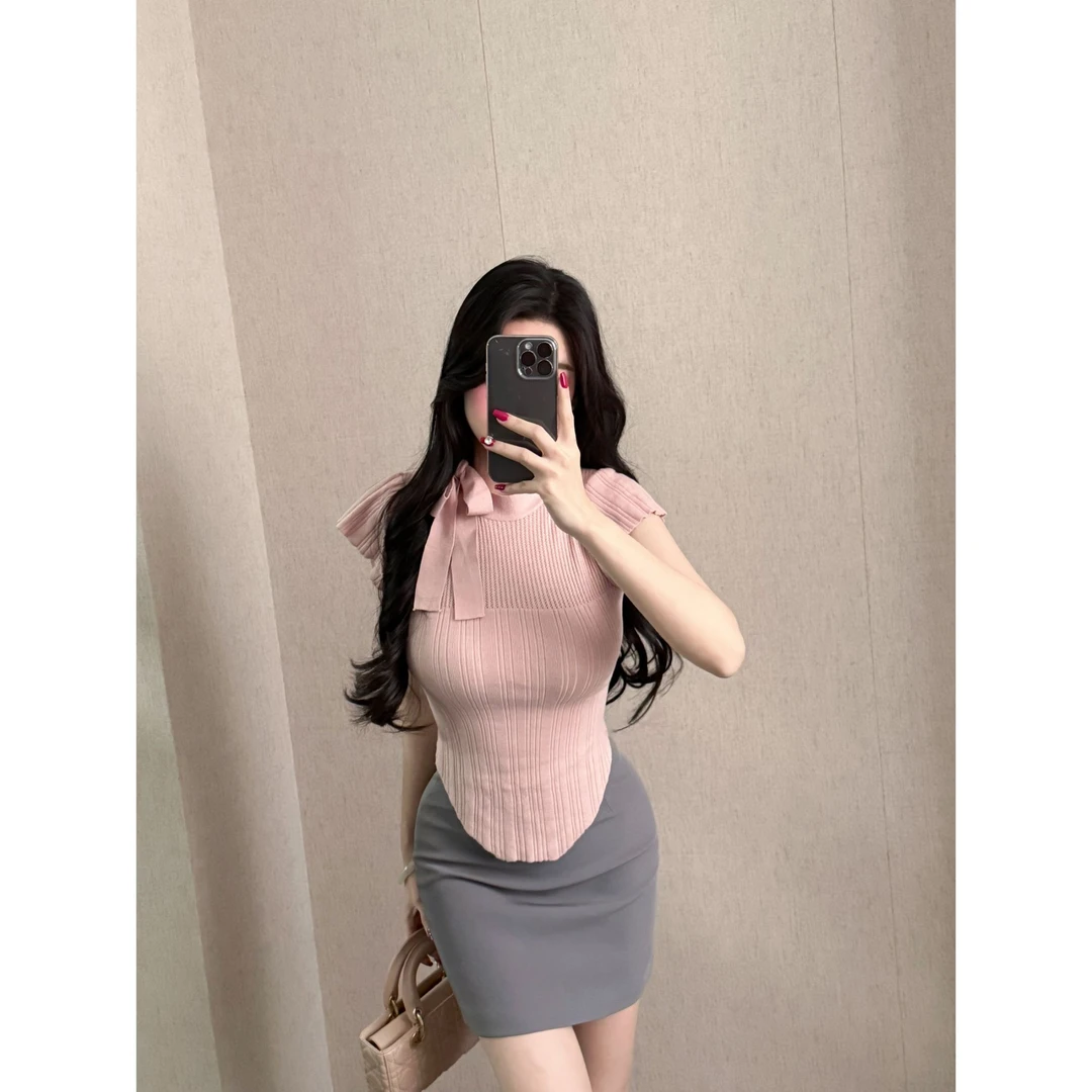 法式设计感小众针织衫女时尚夏季新款甜辣妹修身别致外穿上衣