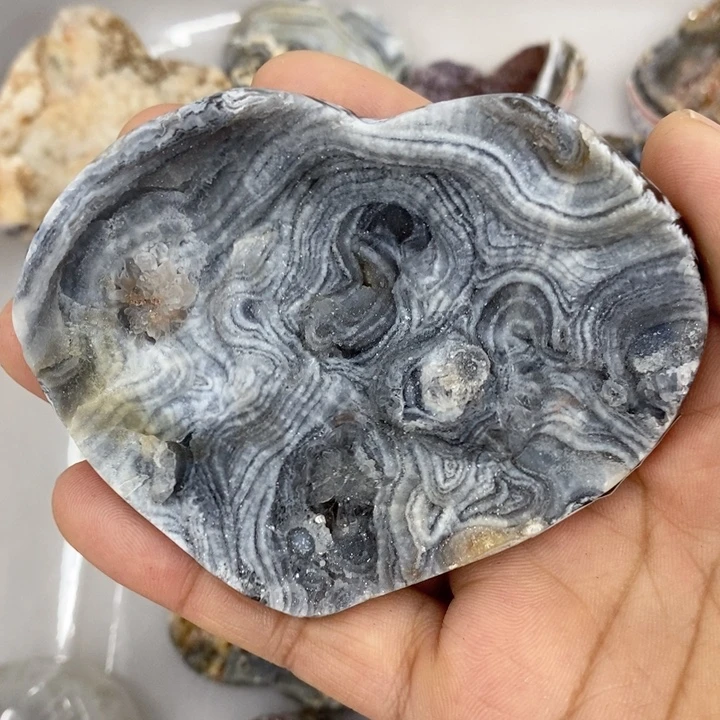 紫晶未镶嵌珠宝半成品