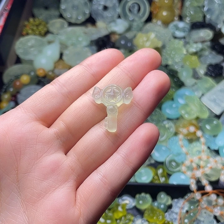 蛇纹石玉合金颈饰小件无售后