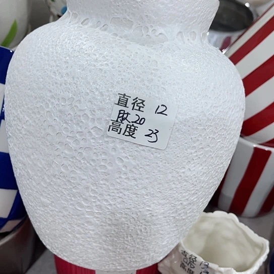 多肉绿植陶瓷花盆9.9包邮,有孔