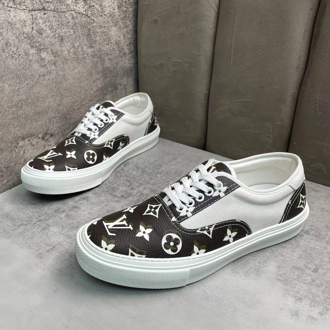 99新 LouisVuitton/路易威登 白棕老花休闲百搭低帮板鞋/40码