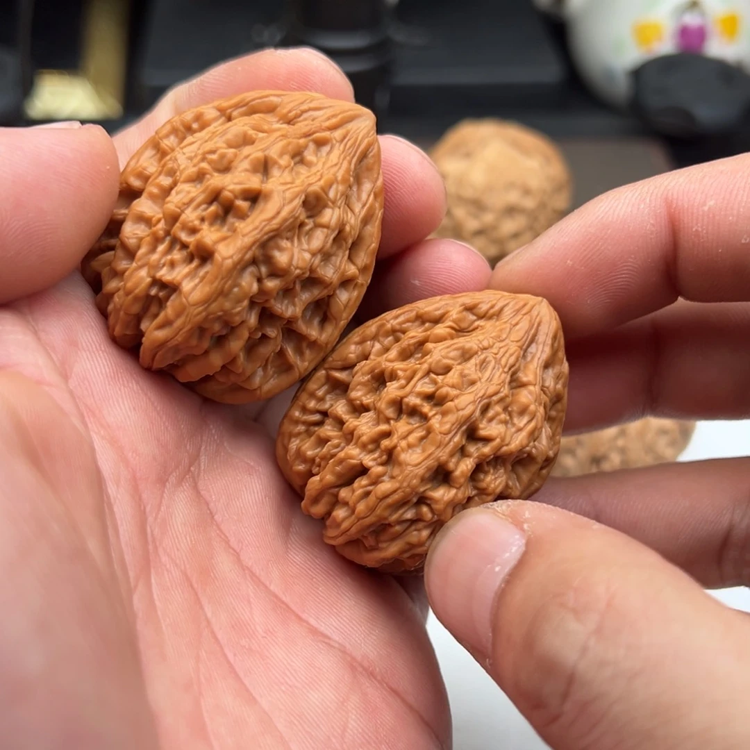 文玩核桃把件虎头王