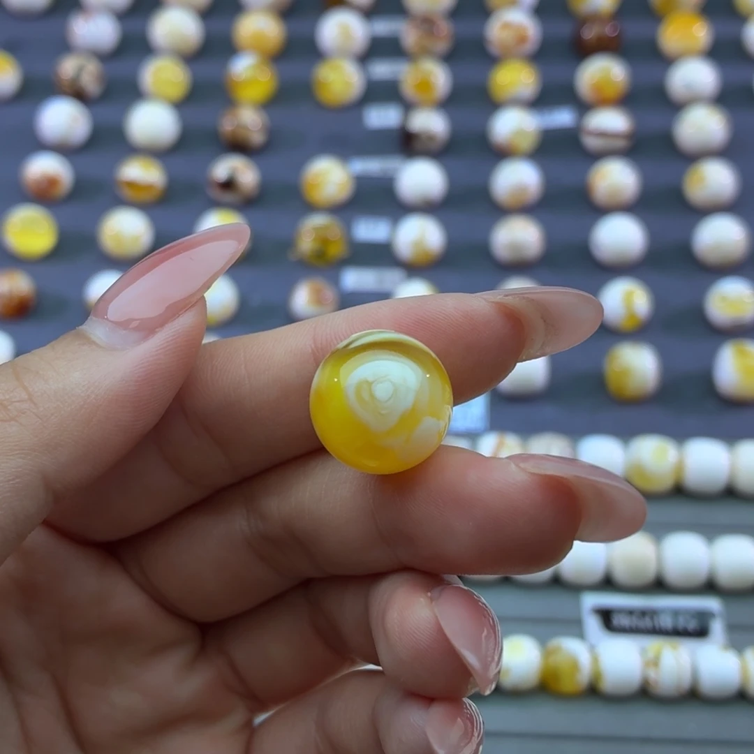 琥珀未镶嵌裸石蜜蜡