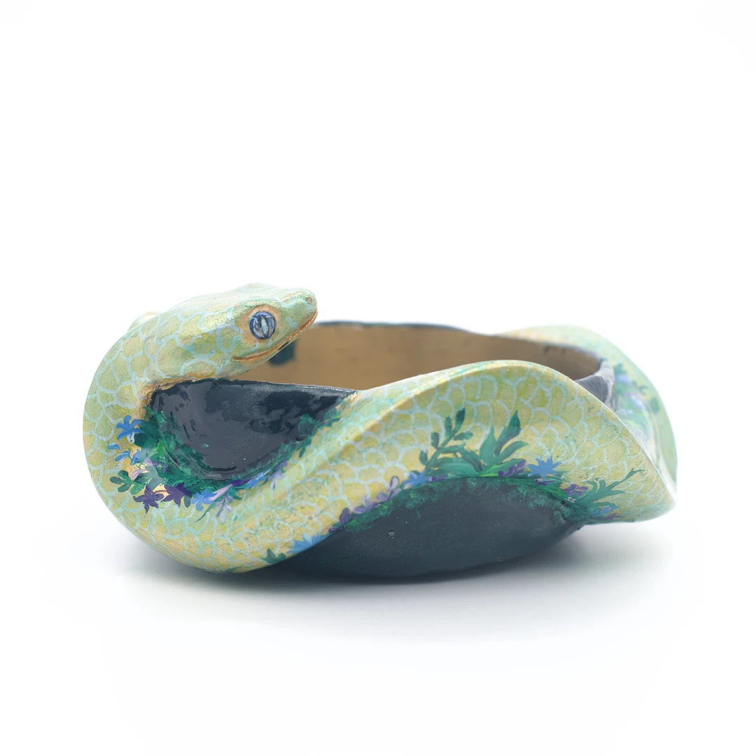 王甜心雕塑《蛇》100%手工制作可做烟灰缸荣誉出品