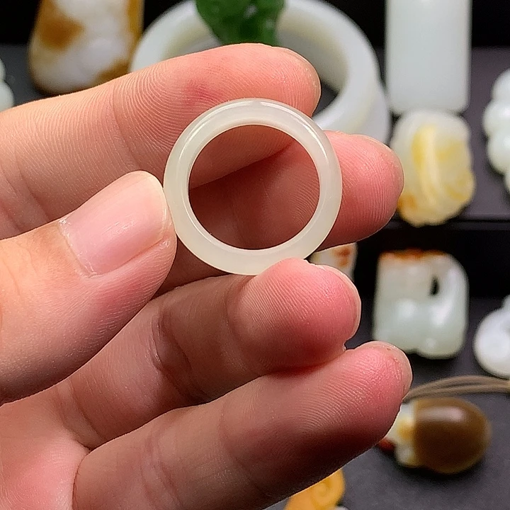 颈饰未镶嵌和田玉  大放漏18内径戒指 慎拍不退不换包邮