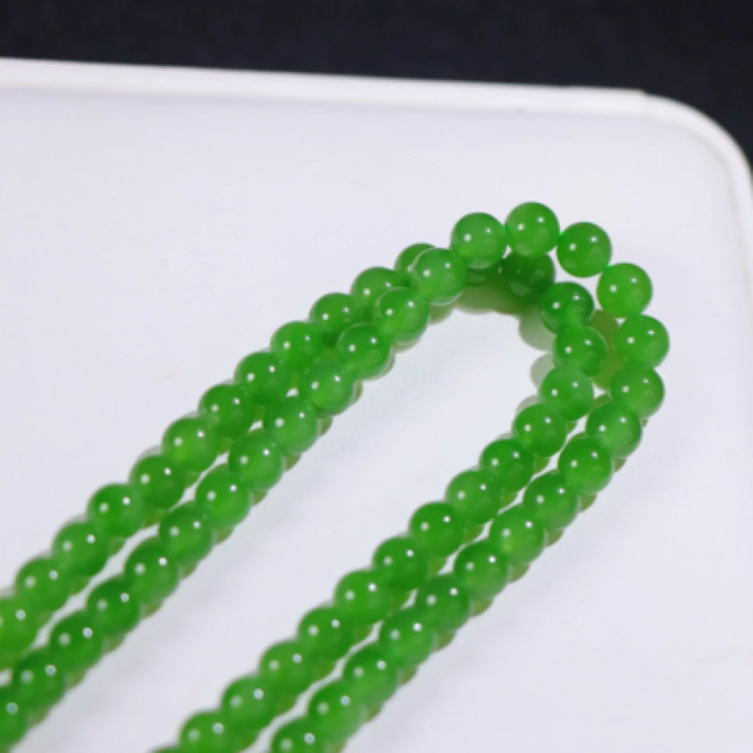 玉美人小程和田玉碧玉珠圆玉润项链 玉质温润细腻 打磨圆润