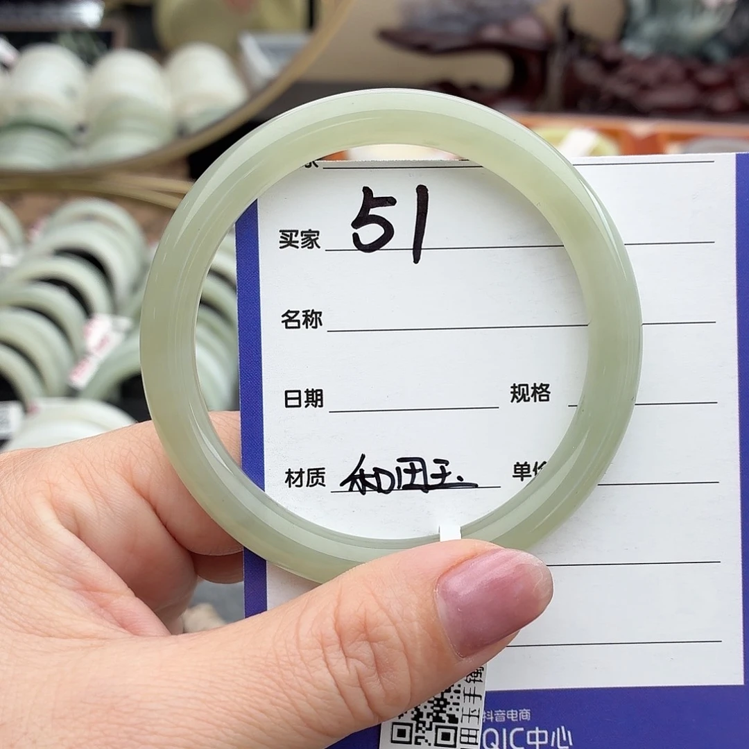 和田玉未镶嵌手镯58