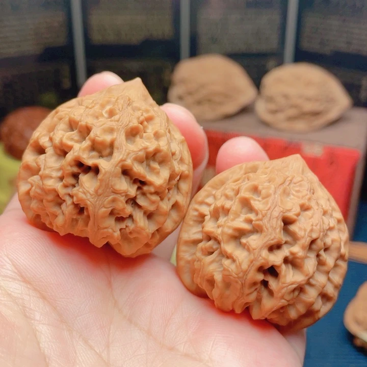文玩核桃吊坠37太行龙纹