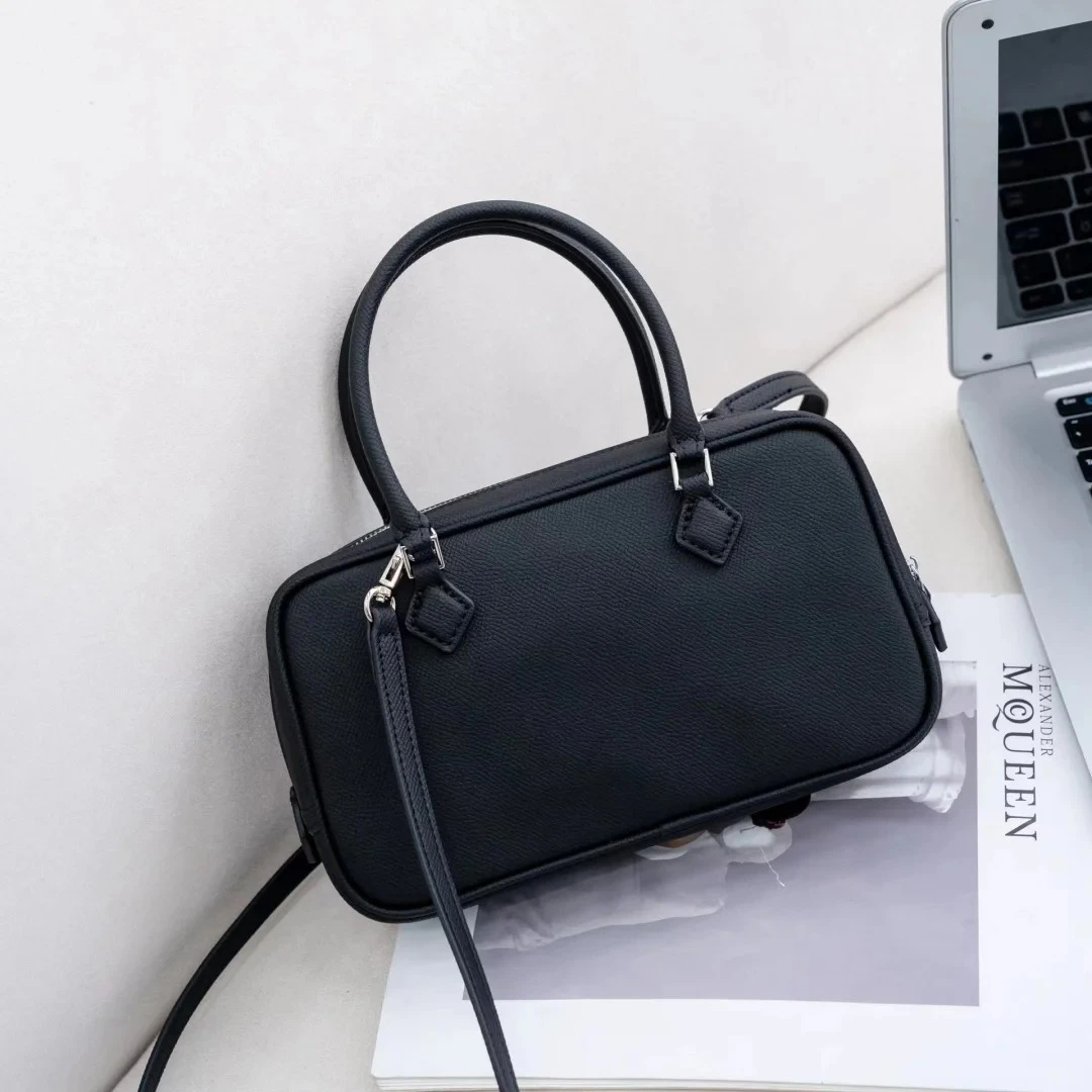 C（文文宠粉）时尚百搭牛皮羊皮 单肩包