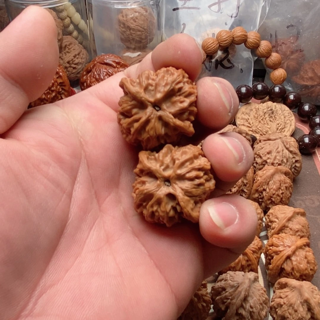 文玩核桃把件不****！苹果园核桃