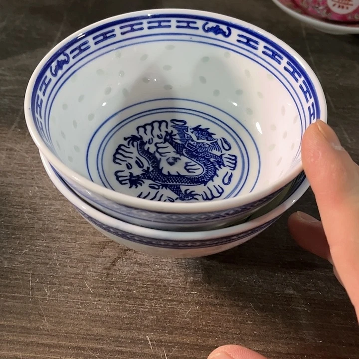 瓷片///////直径12.5厘米。2个。