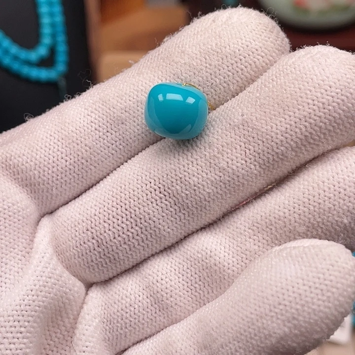 绿松石未镶嵌珠宝奇石11.7