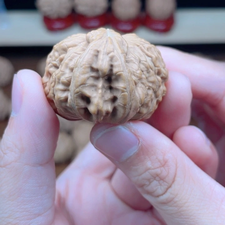 简***点吊坠文玩核桃白狮子