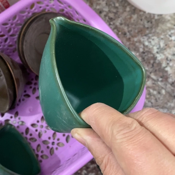 陶瓷艺术品及艺术壶