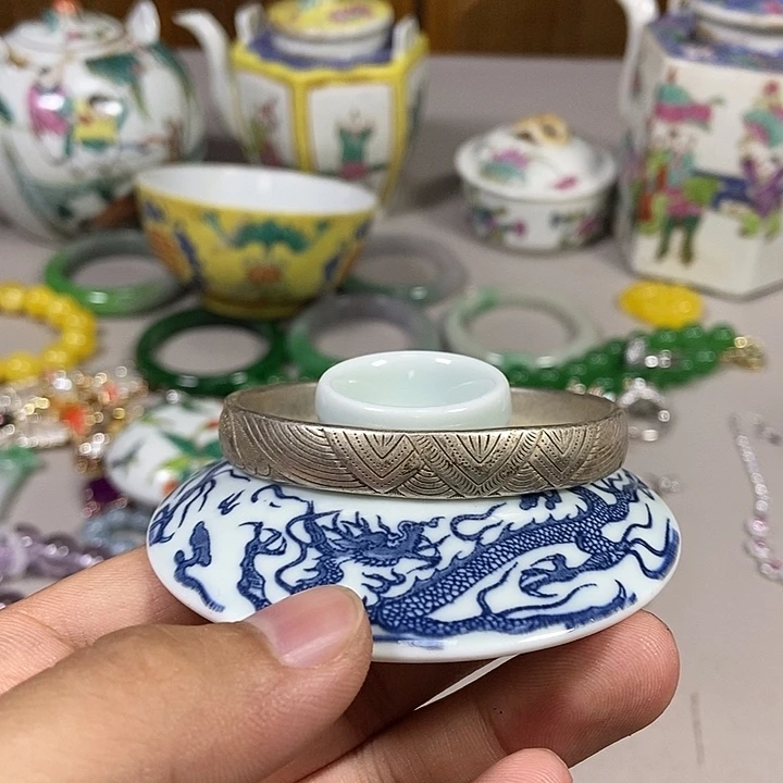 瓷片不哈哈哈哈哈哈哈哈哈哈哈哈