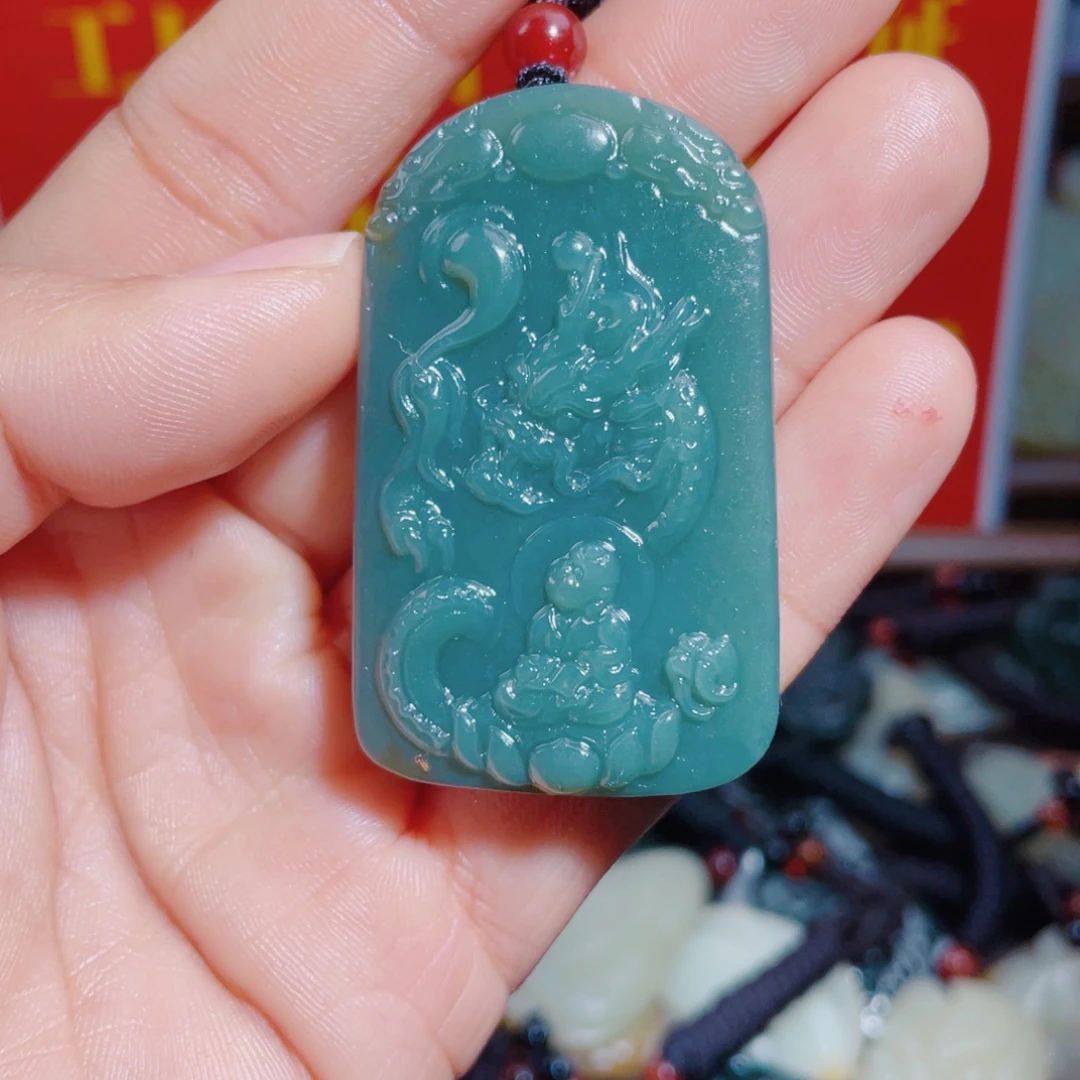 和田玉未镶嵌颈饰拍一发一