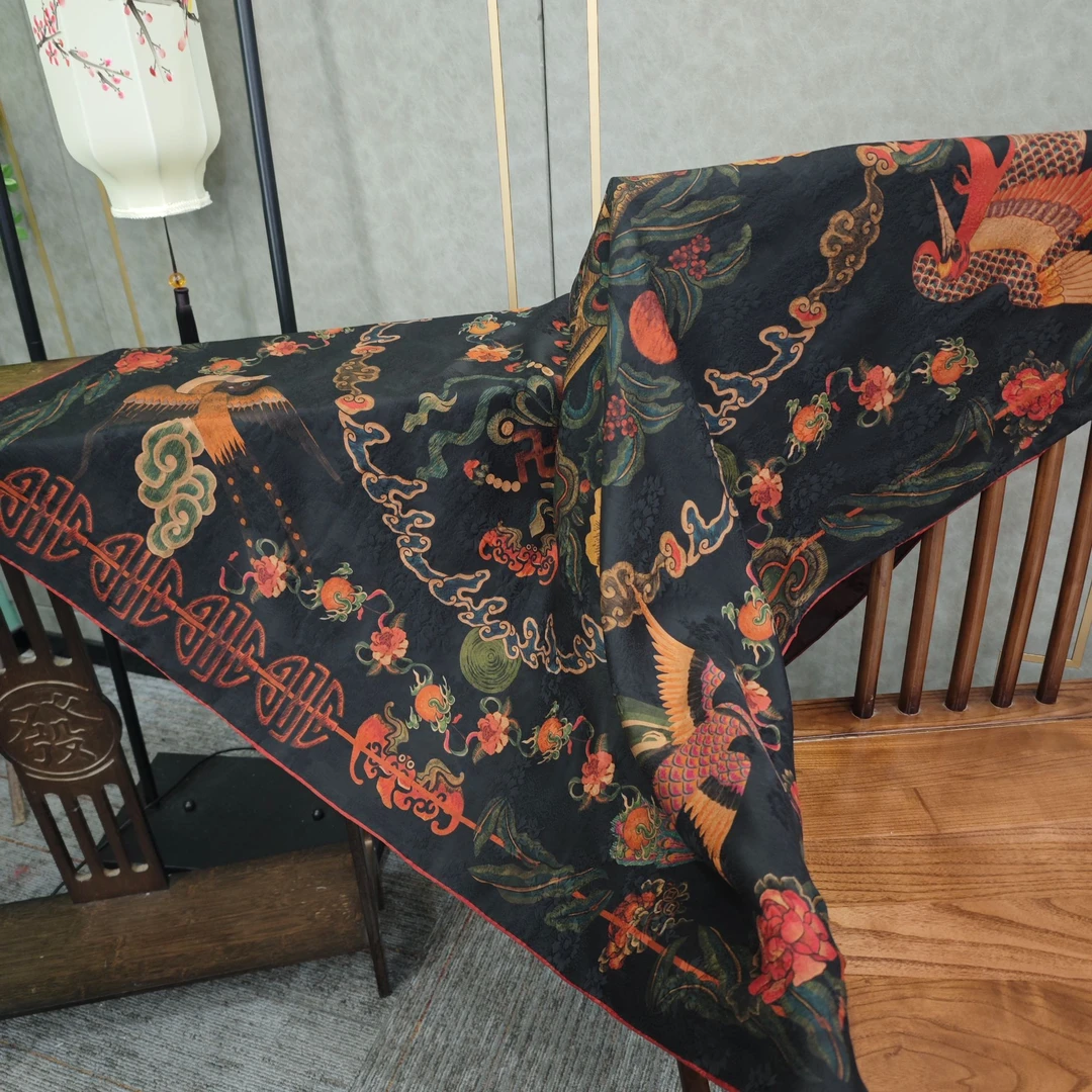 帝妃【麒麟献瑞】30姆米香云纱110×110方巾桑蚕丝丝巾