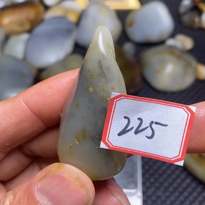 未镶嵌和田玉把件225