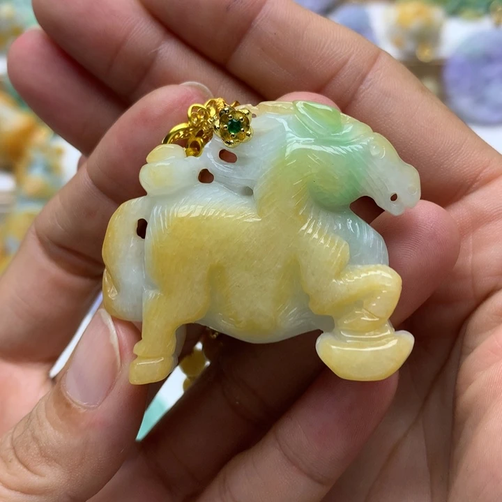 颈饰未镶嵌翡翠翡翠