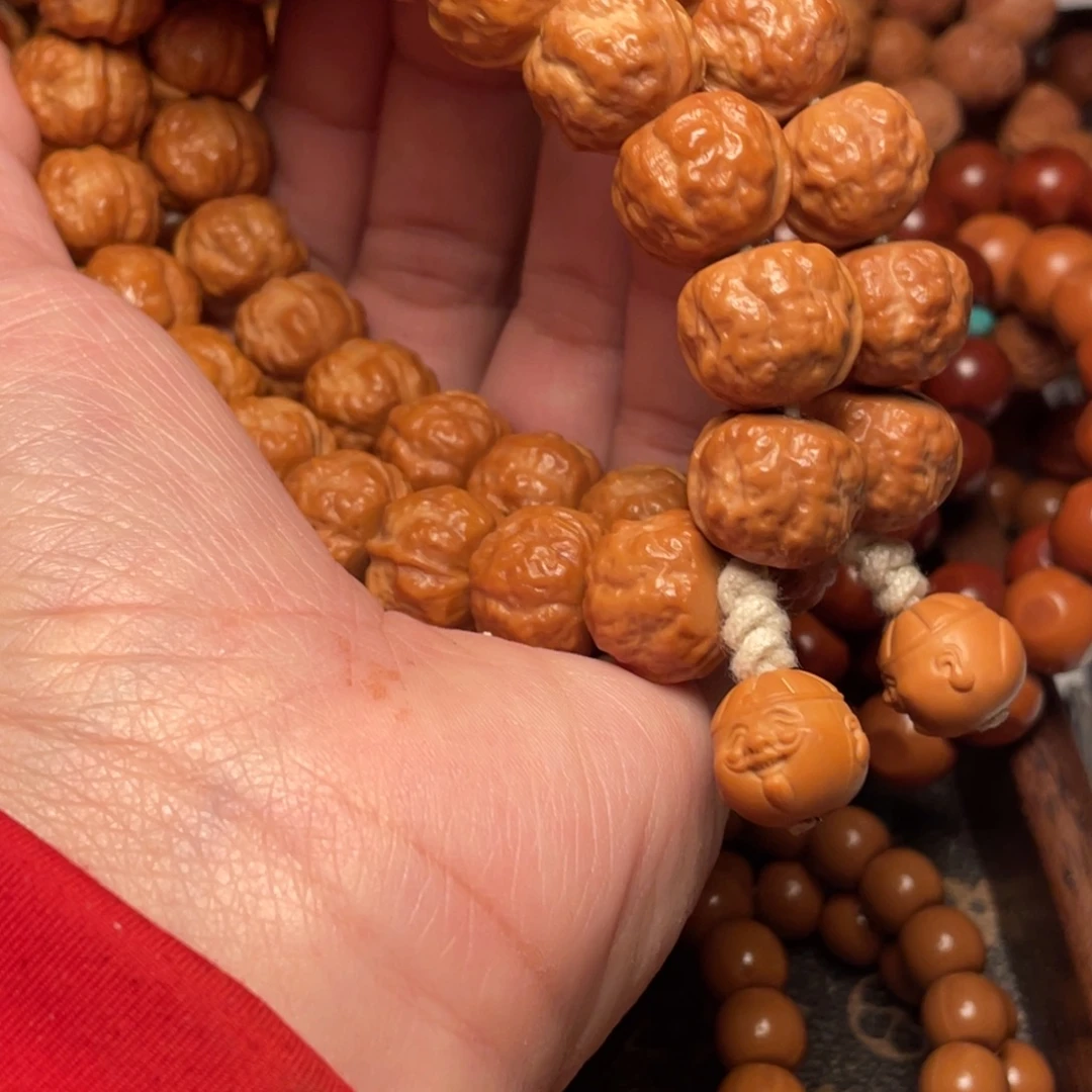 默***默崖柏猴头核桃树122