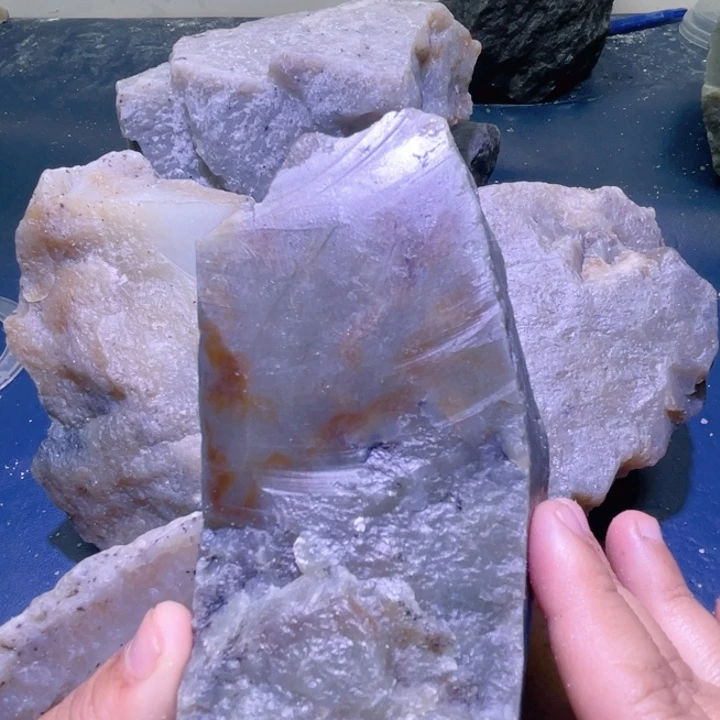 和田玉未镶嵌珠宝半成品