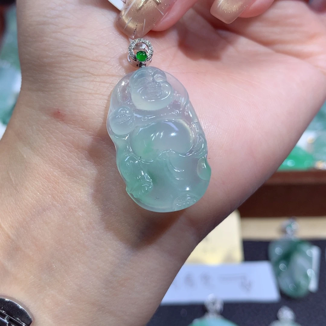 吊坠(不含链)18K金镶嵌翡翠