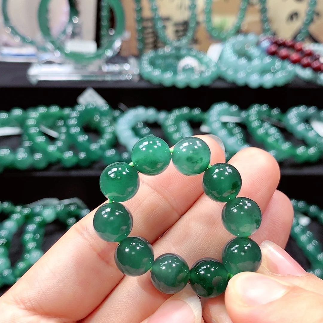 1***1翡翠未镶嵌手链卡9.8