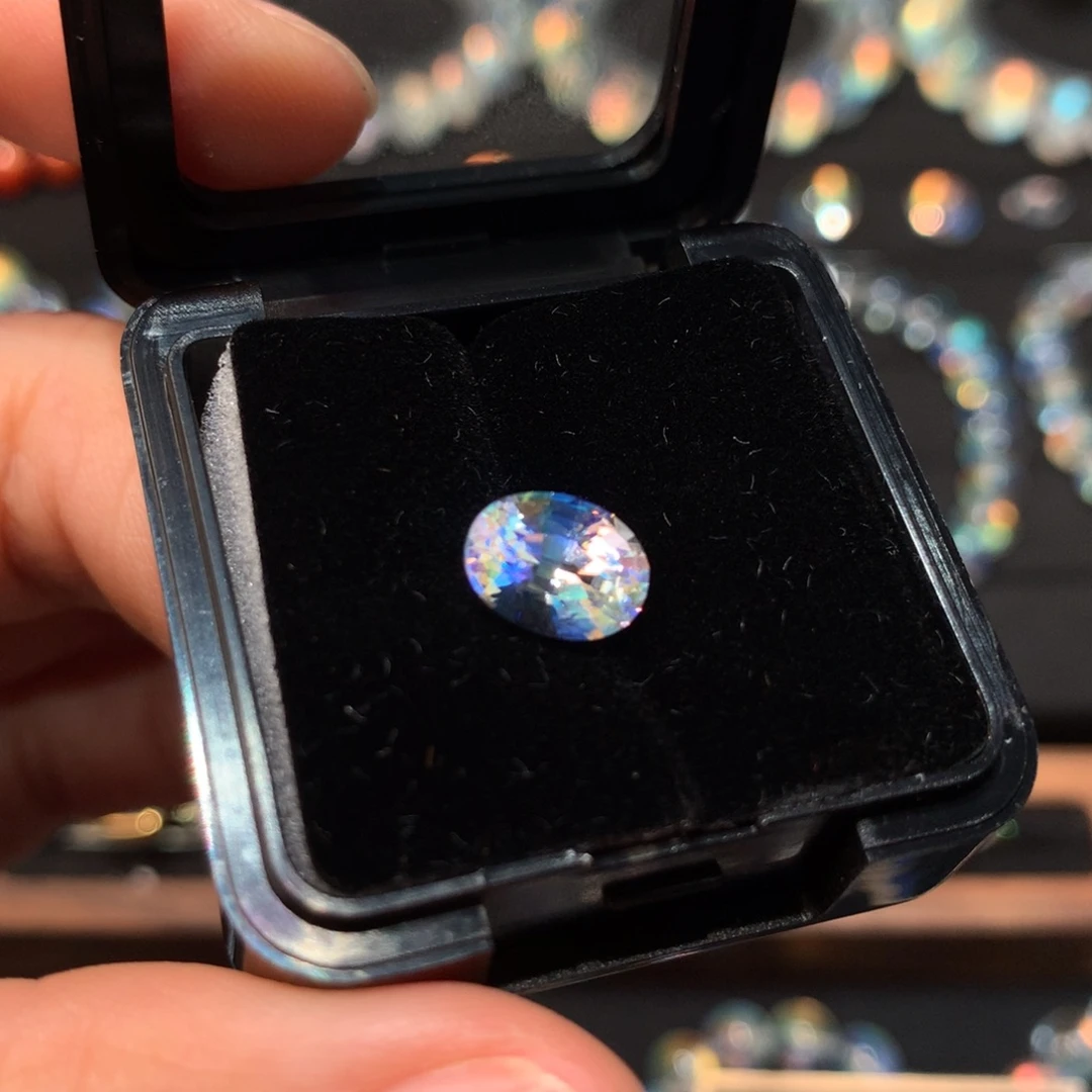 昵***中手链未镶嵌月光石裸石