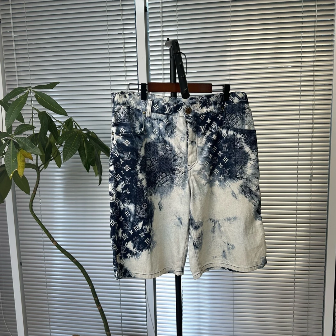 99新 LouisVuitton/路易威登 腰果花牛仔老花短裤 33码 cl01917