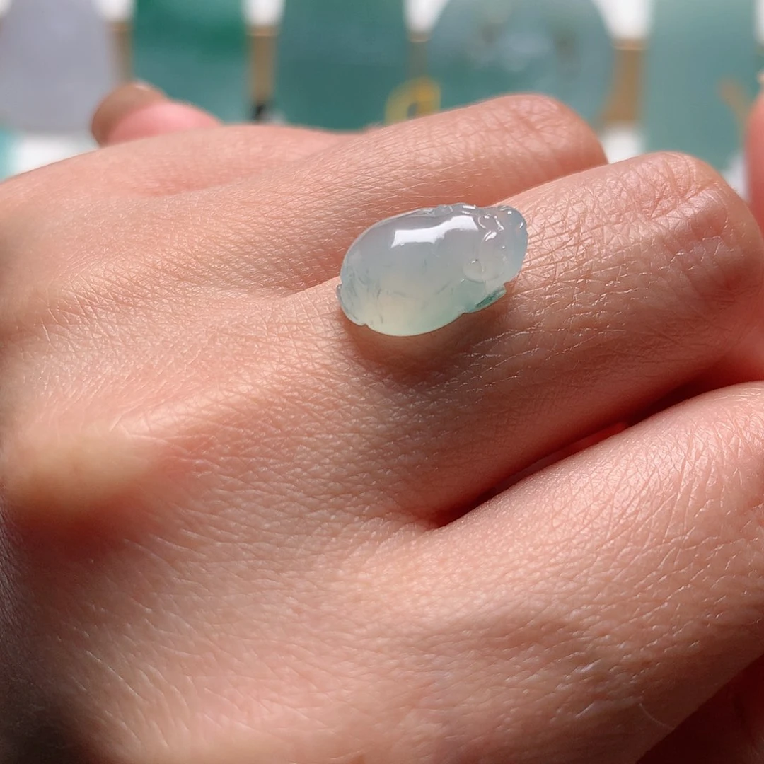 定制翡翠未镶嵌三角金蝉