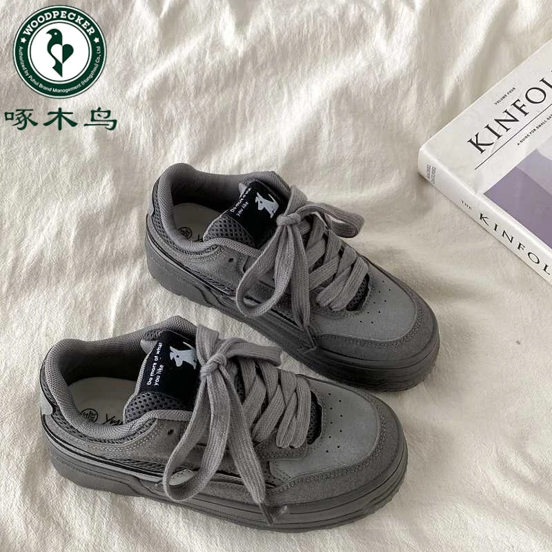 啄木鸟小众水泥灰厚底板鞋女款美式复古面包鞋子休闲运动小白鞋