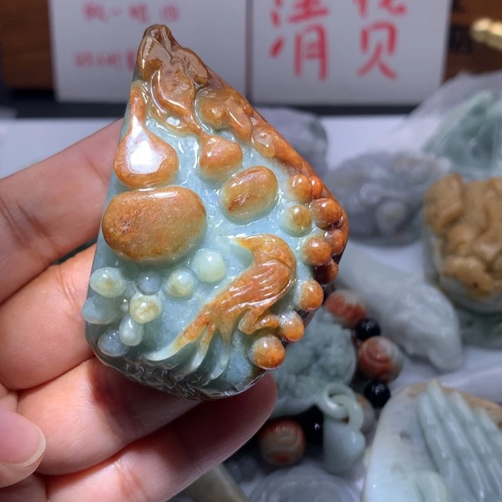 翡翠未镶嵌颈饰保真天然A货翡翠