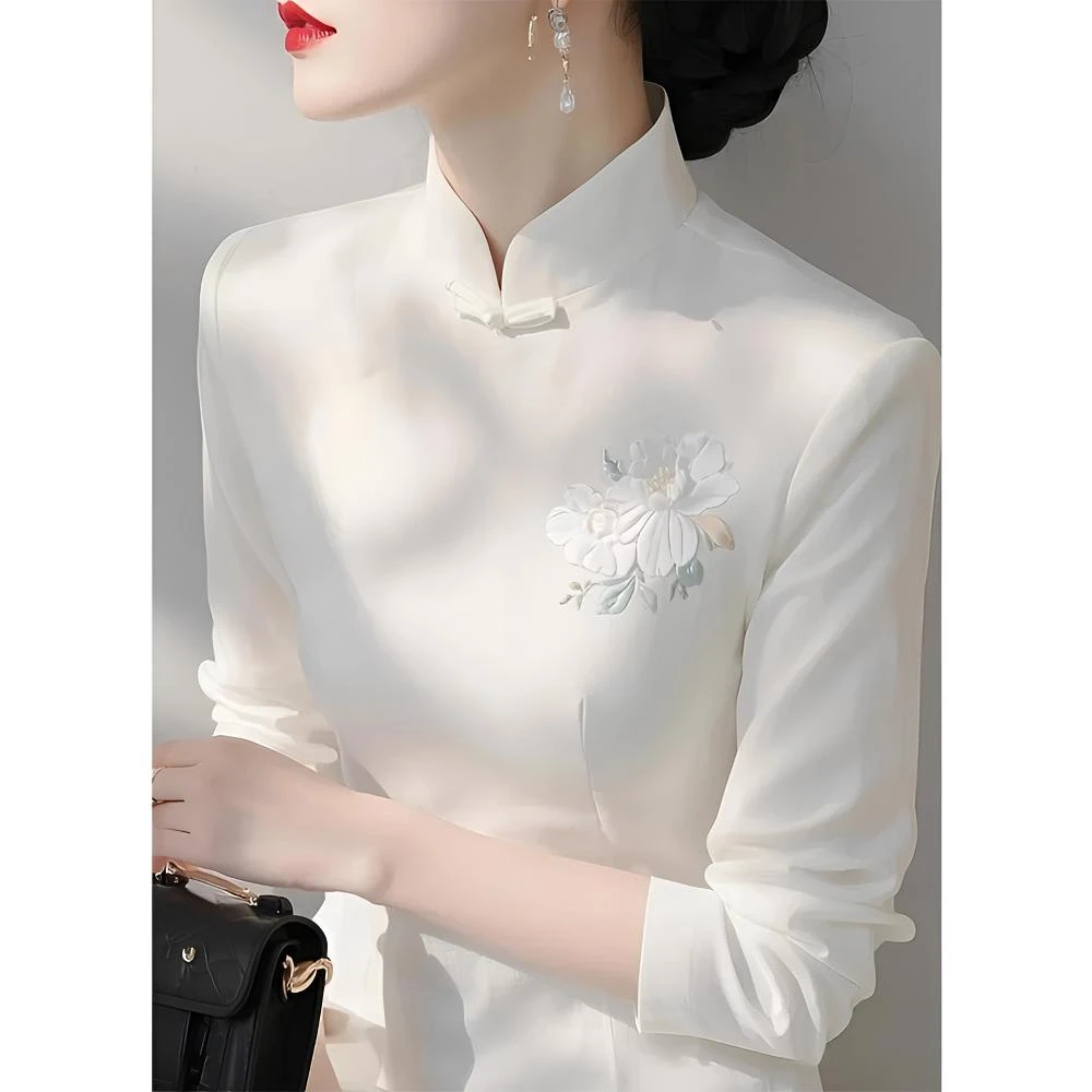 春季新中式国风独特漂亮小众别致轻奢洋气高级感白色提花盘扣衬衫