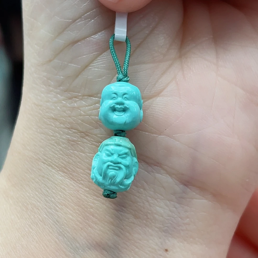 绿松石颈饰未镶嵌