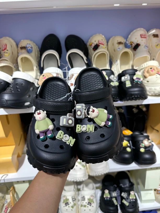 金贝儿潮童店夏季福利拖鞋