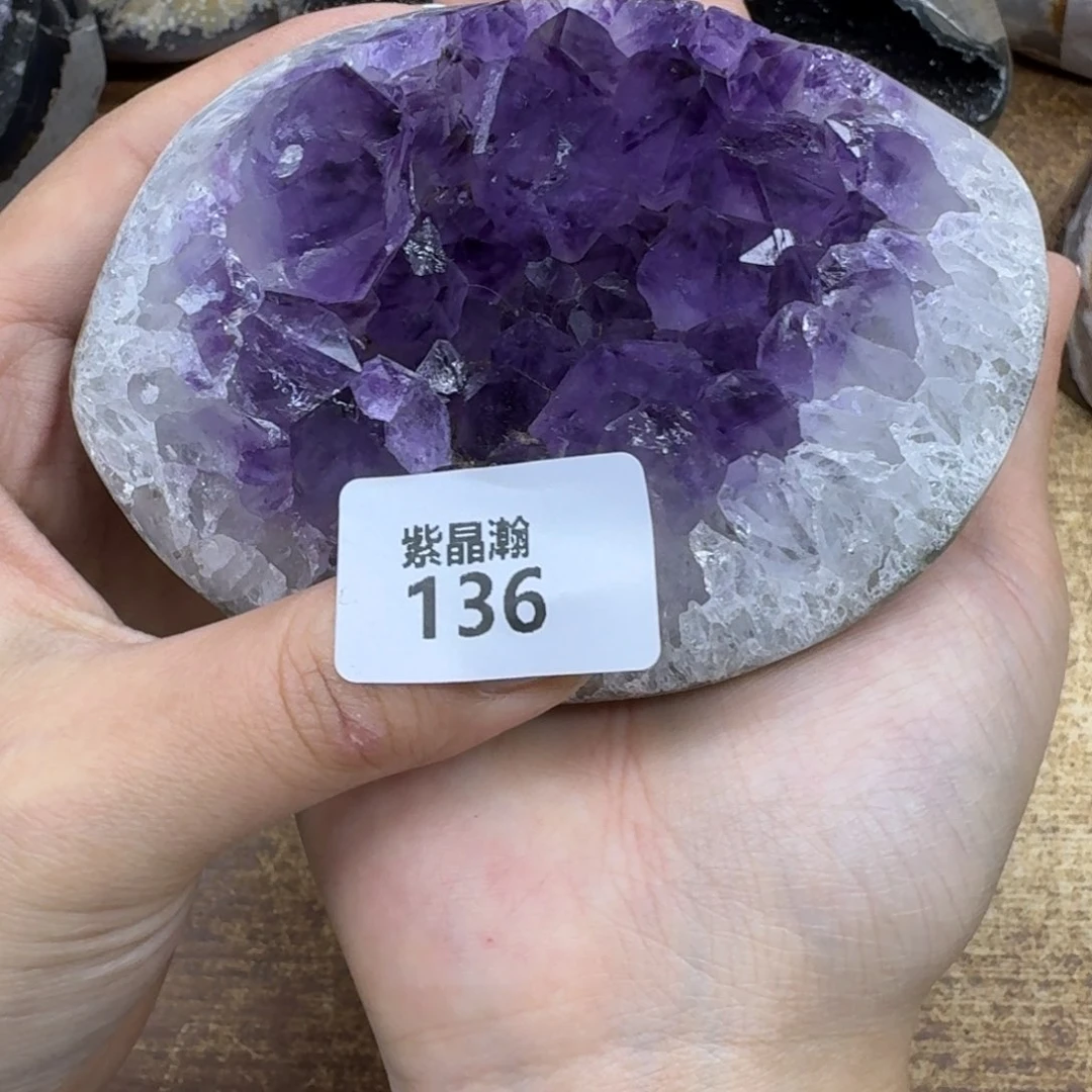水晶大型摆件（非配饰）未镶嵌